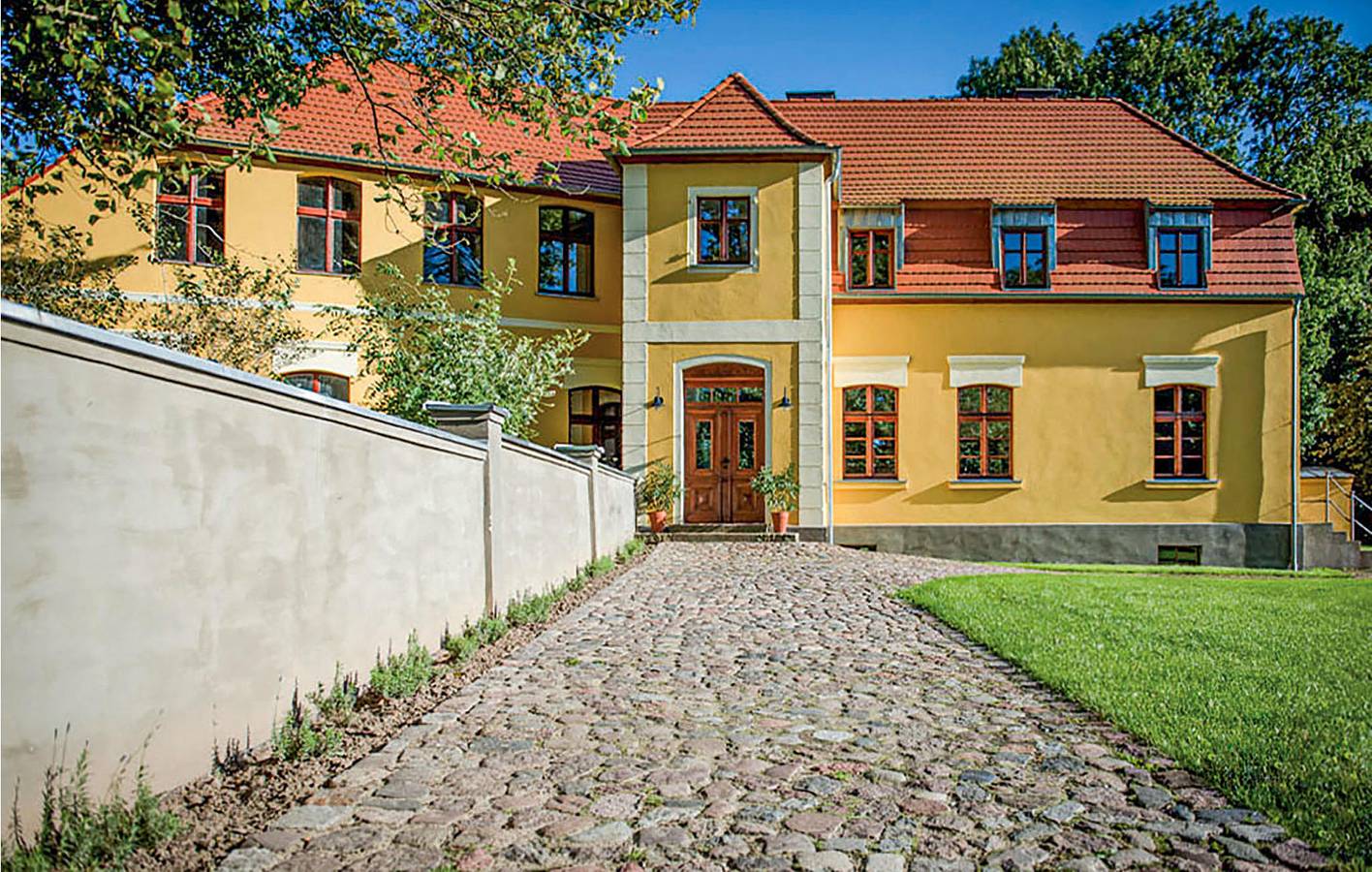 Ferienhaus für 8 Personen mit Terrasse in Stettiner Haff