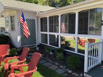 Beach Rental for 6 Guests in Ogunquit, Maine, Picture 3