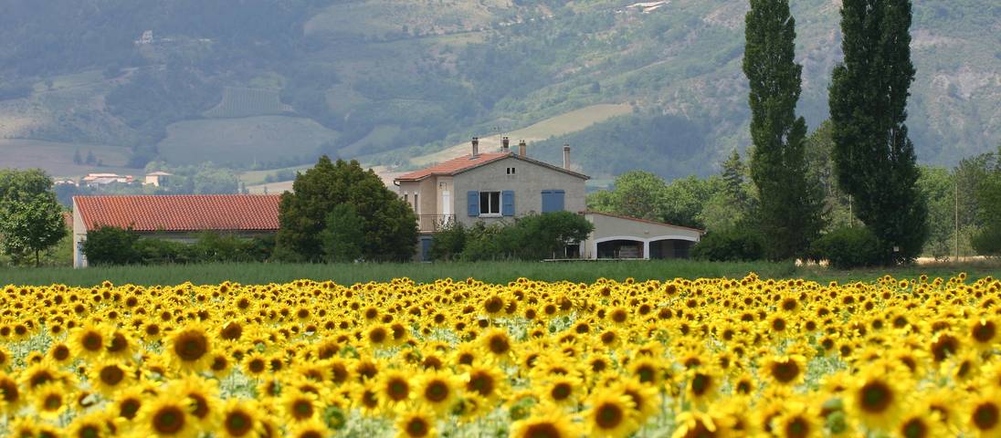 Gîte pour 7 personnes, avec piscine
