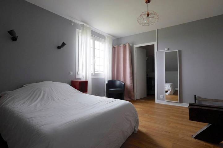Hôtel pour 2 personnes, avec jardin ainsi que piscine et terrasse, animaux acceptés à Goulles - 3