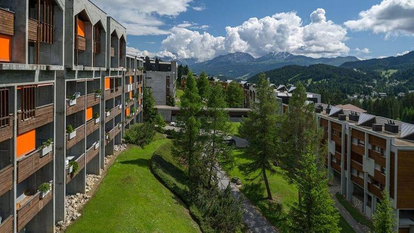 Ferienwohnung für 5 Personen, mit Sauna und Balkon sowie Pool in der Lenzerheide