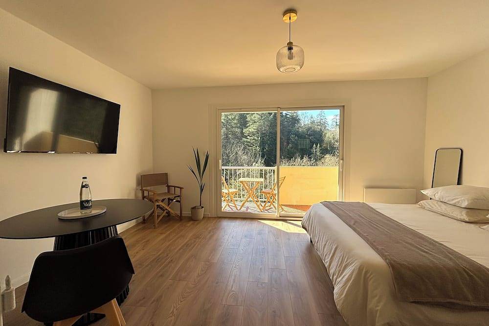 Apartamento entero, Studio close to the Spa and Park in Vals-les-Bains, Parc naturel régional des Monts d'Ardèche