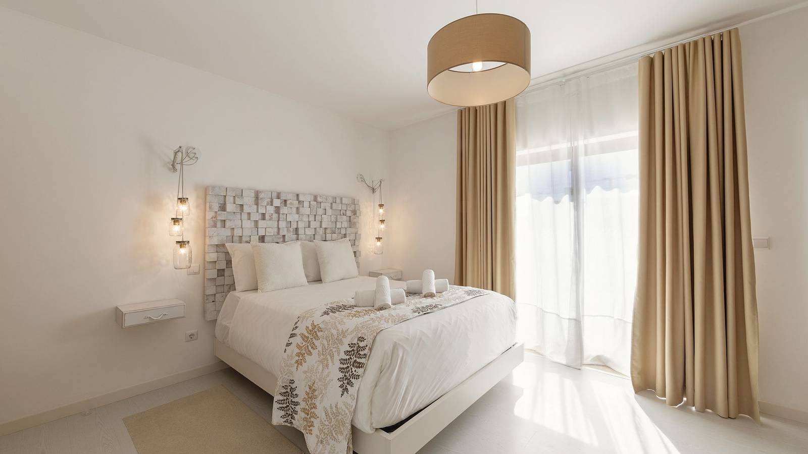 Charming Villa Óbidos by Lovelystay in Vau, Leiria District