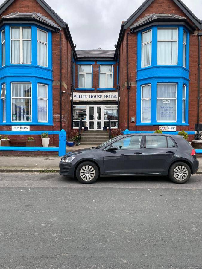 Bed and breakfast for 2 people, with terrace in Blackpool