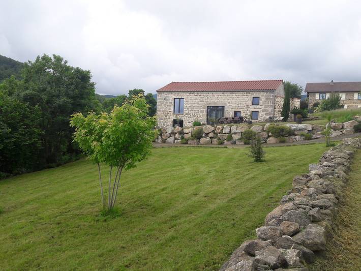 Location de vacances pour 10 personnes, avec jardin dans Montbrison - 3