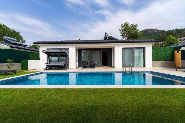 Casa de vacaciones para 6 personas, con terraza y jardín - 1