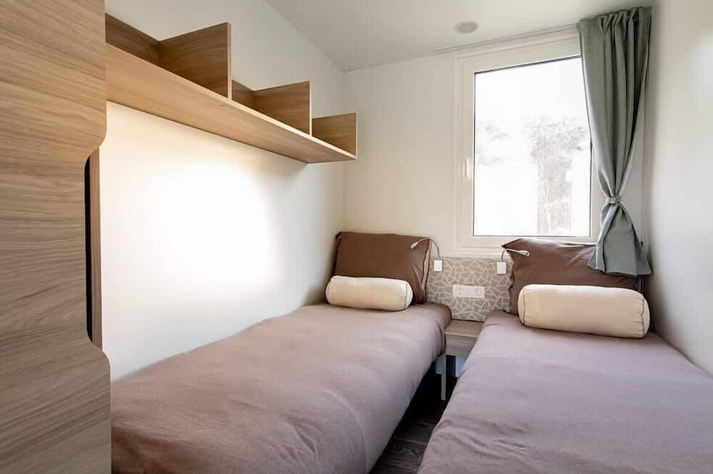 Chalet with 3 bedrooms and a terrace in Niederrhein