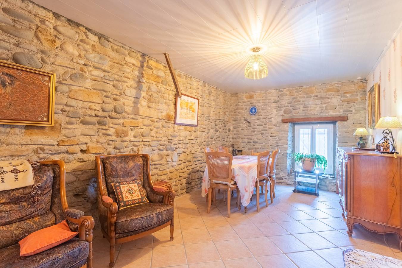 Chambre d'hôtes « Chambre Ossau » avec jardin partagé et Wi-Fi in Saucède, Béarn
