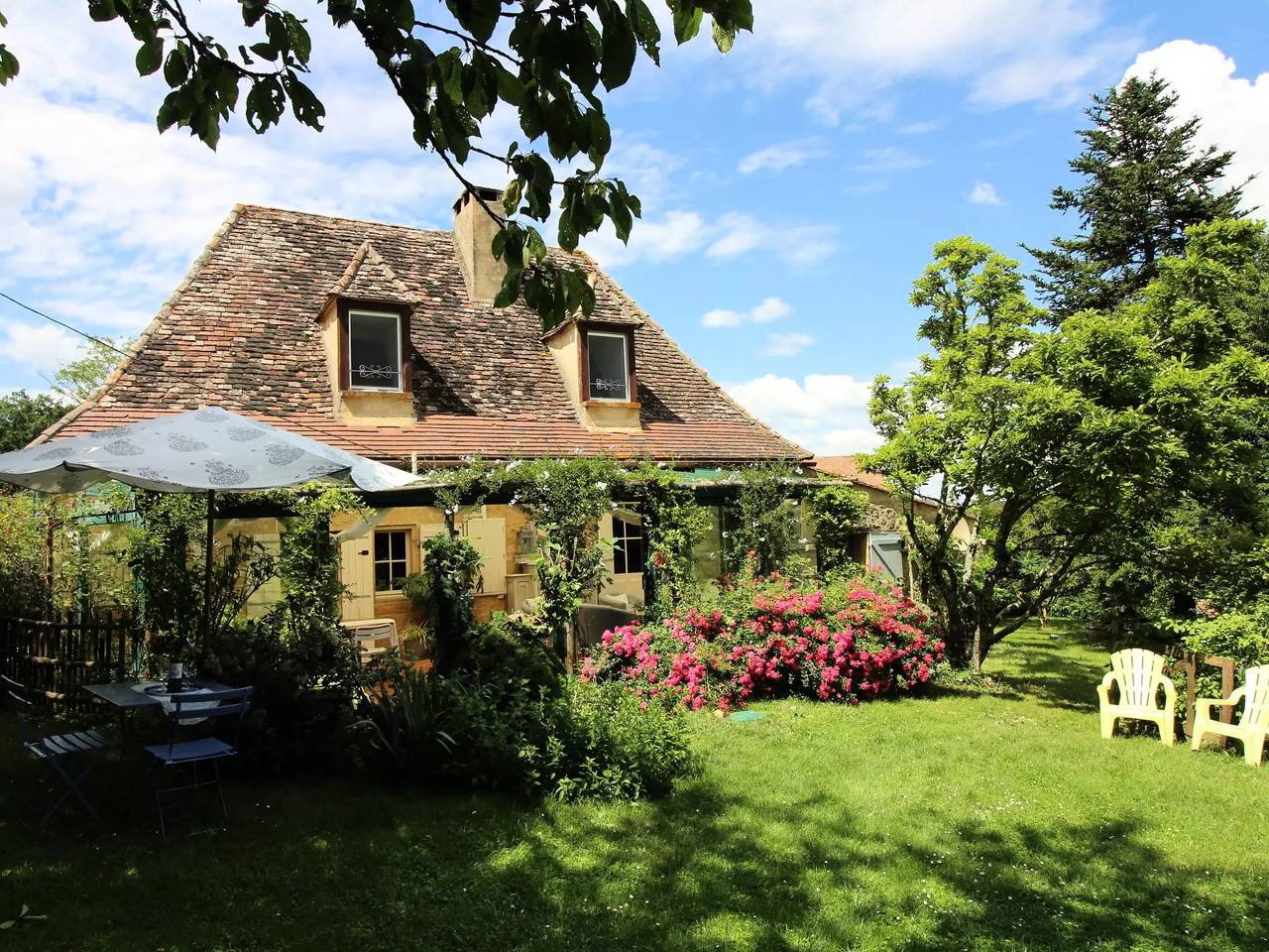 Maison 2 Personnes in Lanquais, Périgord Pourpre