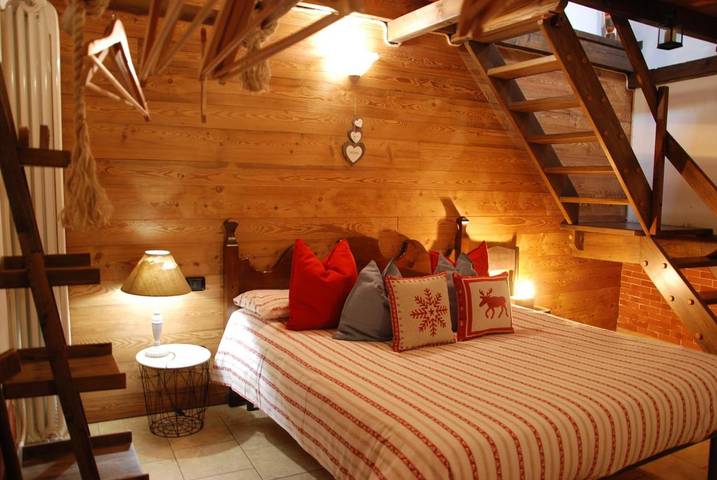 Location de vacances pour 5 personnes, avec Vue dans Nus