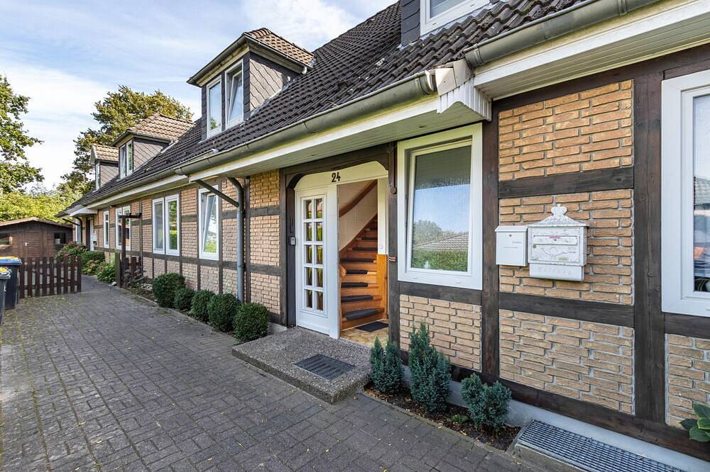 Entire apartment, Apartment “Sonnenschein” with Balcony & Wi-Fi in Uelzen, Landkreis Uelzen