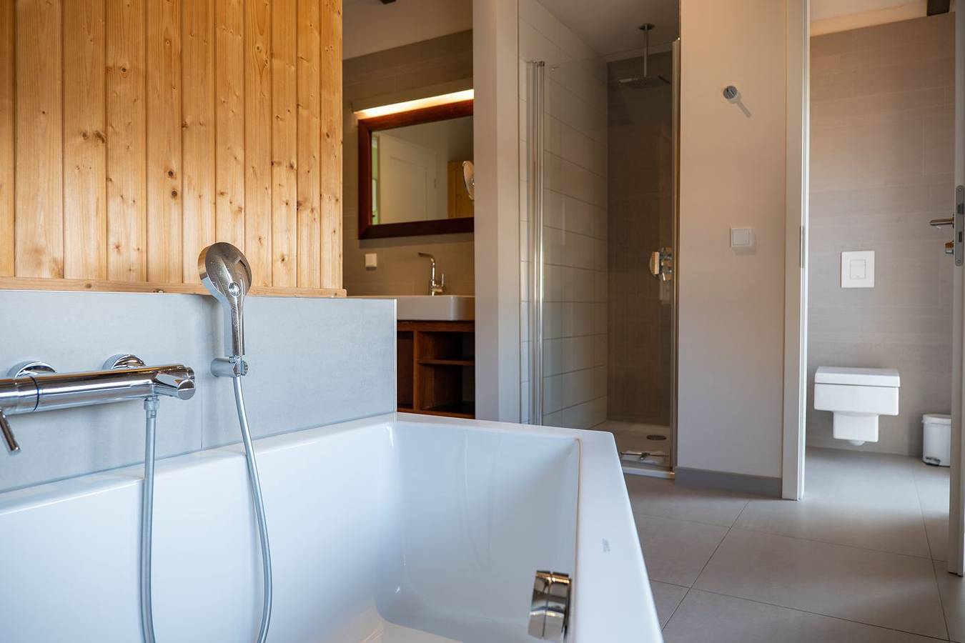 Mit Masterbedroom und Wellnessbad im Haus "Hana" in Wassersportfreier Strandbetrieb, Südstrand Pelzerhaken