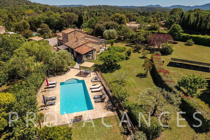 Villa für 9 Personen, mit Pool und Garten, mit Haustier - 1