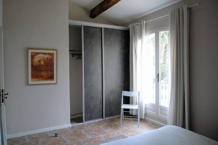 Appartamento intero, Un posto tranquillo, pieno di fascino, vicino a tutto in Saint-Cyr-sur-Mer, Costa mediterranea (Francia)
