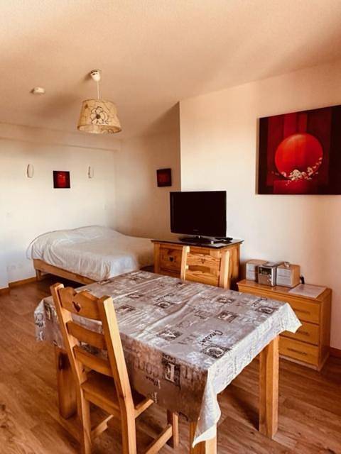 Gîte pour 2 personnes, avec balcon et vue dans Office de Tourisme de Chamrousse - 2