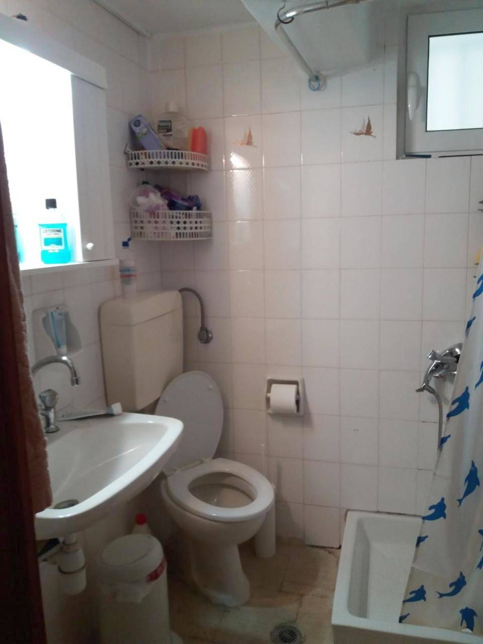 Aliki House in Porto Rafti, Markopoulo-Mesogaia