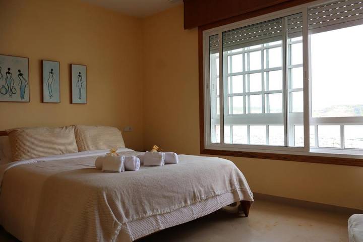 Gîte pour 5 personnes, avec balcon et vue dans Combarro - 2