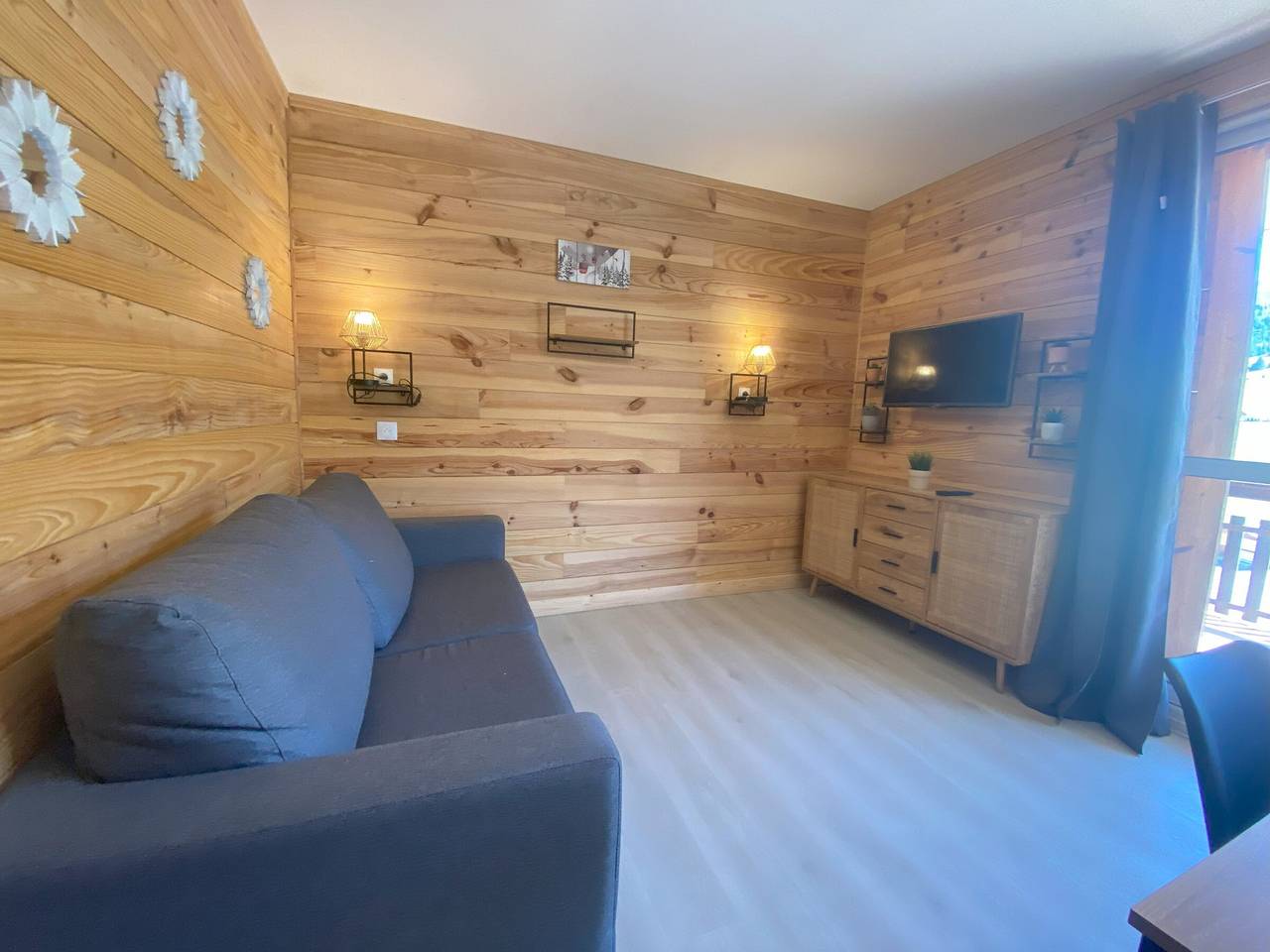 Studio entier, Studio à Superdévoluy, balcon, 4 pers, commerces proches in Saint-Étienne-en-Dévoluy, Le Dévoluy