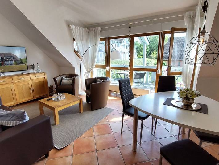 Ferienpark für 4 Personen, mit Balkon und Seeblick sowie Garten, mit Haustier in Sellin