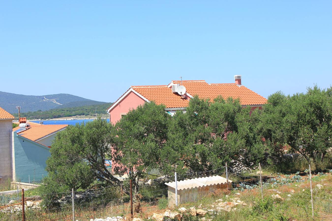 Ganze Wohnung, Apartments by the sea Ilovik, Lošinj - 8069 in Lošinj