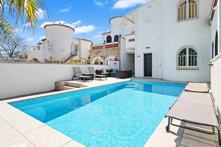 Finca für 6 Personen, mit Garten in Empuriabrava - 2