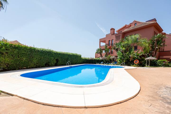 Apartamento entero, Cascadas de Las Lomas Calahonda - Bright Apartment in Urbanizacion Calahonda, Mijas