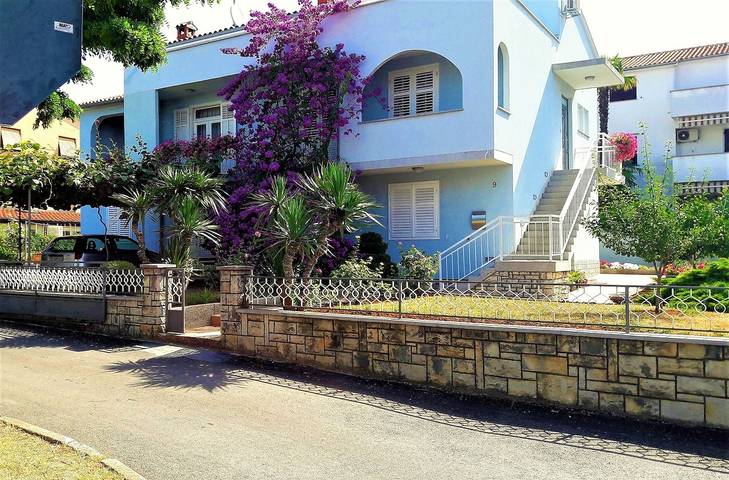 Ferienwohnung für 4 Personen, mit Balkon/Terrasse in Poreč - 2
