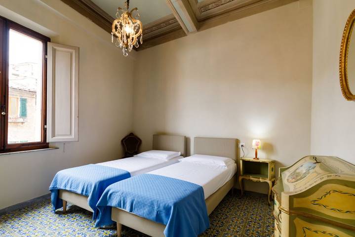 Appartamento intero, Siena Apt w/ Stunning Church of San Domenico View in Siena, Siena e dintorni
