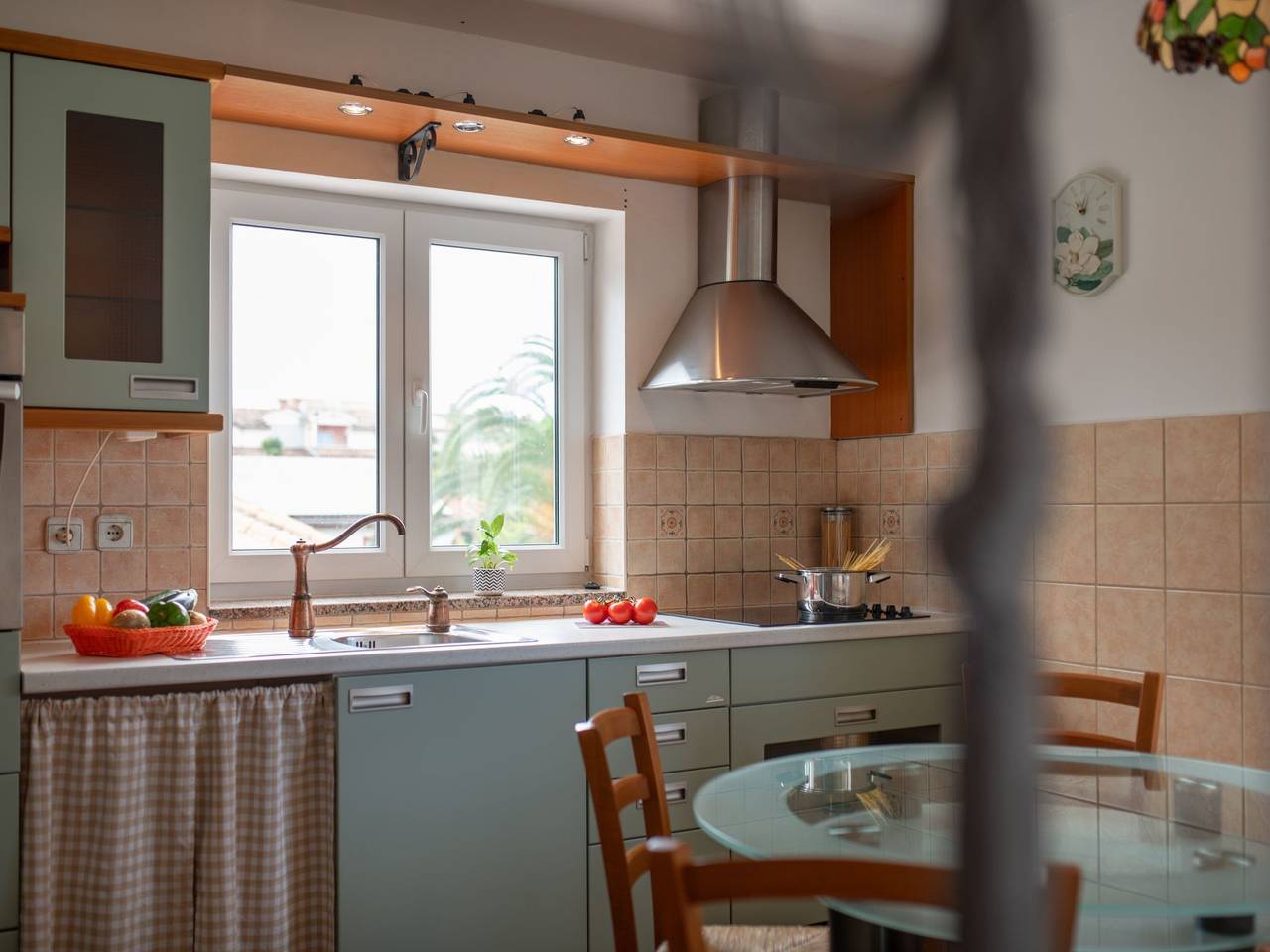 Ganze Wohnung, Geräumige Wohnung mit Garten, Balkon & Grill in Kukci, Porec und Umgebung