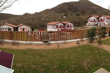 Gîte pour 4 personnes, avec terrasse et jardin à Ascain