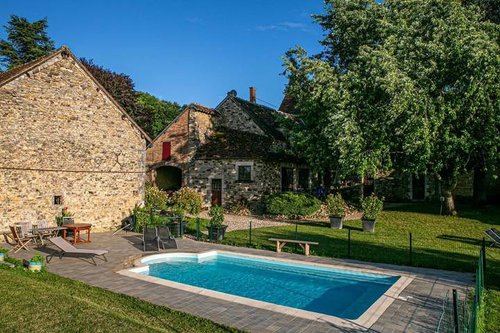 Chambre d’hôte pour 2 personnes, avec piscine et vue ainsi que terrasse et jardin - 1