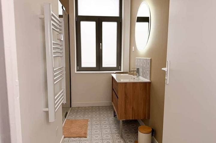 Ganze Wohnung, Le marais - 1 bedroom apartment in Sin-le-Noble, Département Nord