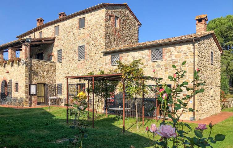 Gîte pour 6 personnes, avec piscine et jardin à Tuoro sul Trasimeno - 4