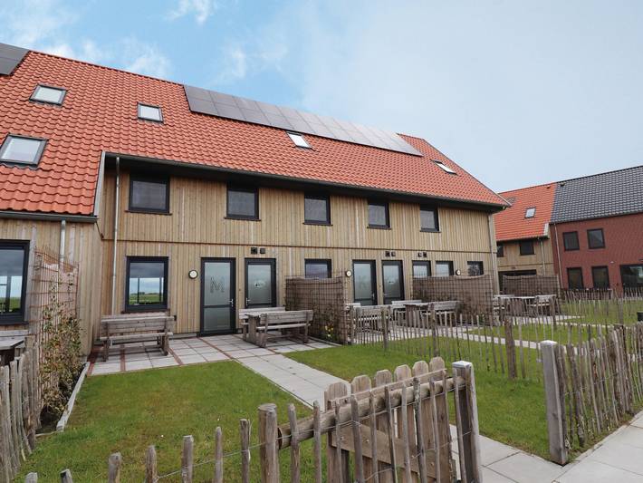 Vacation rental for 6 people, with yard and terrace, with pets in Dutch Coast
