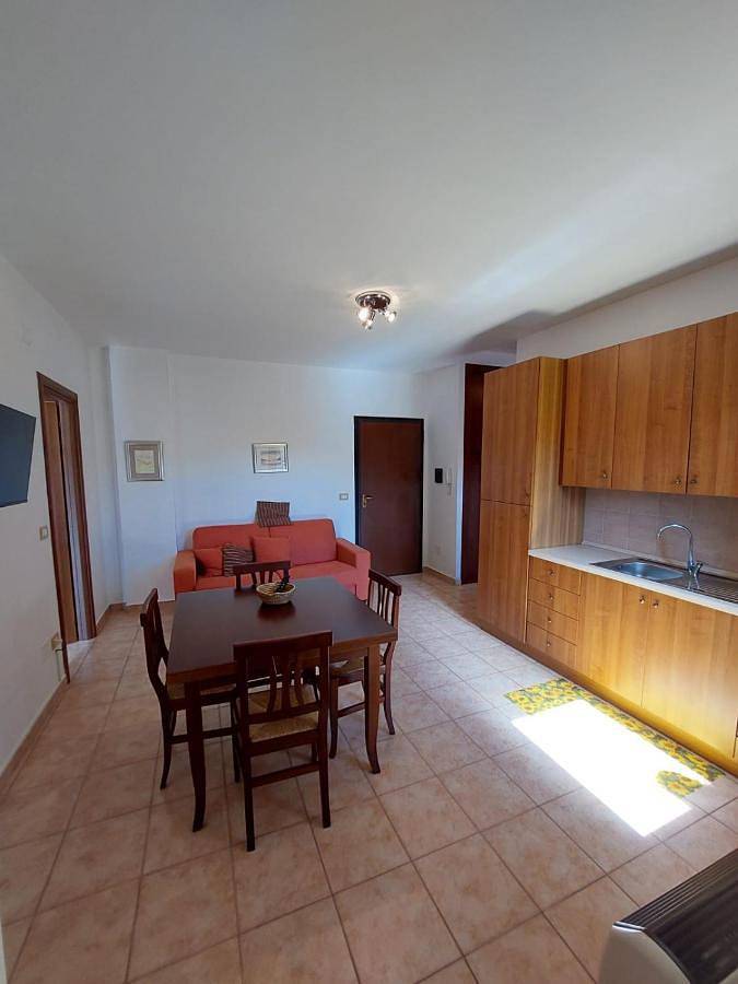 Gîte pour 4 personnes, avec balcon ainsi que vue sur le lac et vue, animaux acceptés à San Giovanni in Fiore - 3