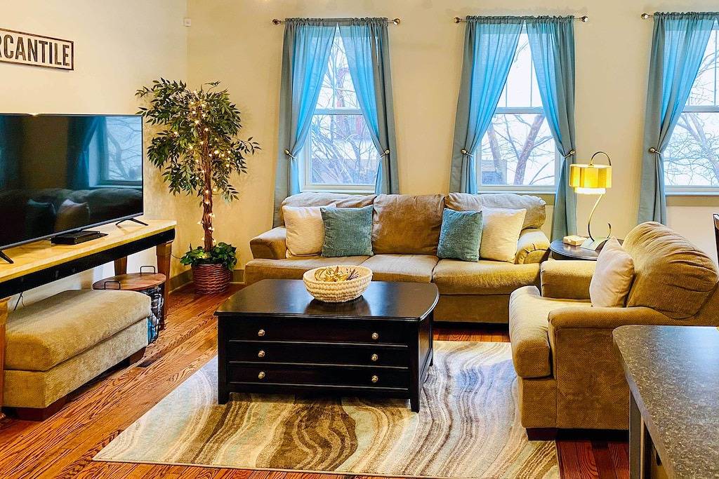 Ganze Wohnung, Neu! Downtown Wilmington Condo, zu Fuß zum Riverwalk! in Wilmington, New Hanover County