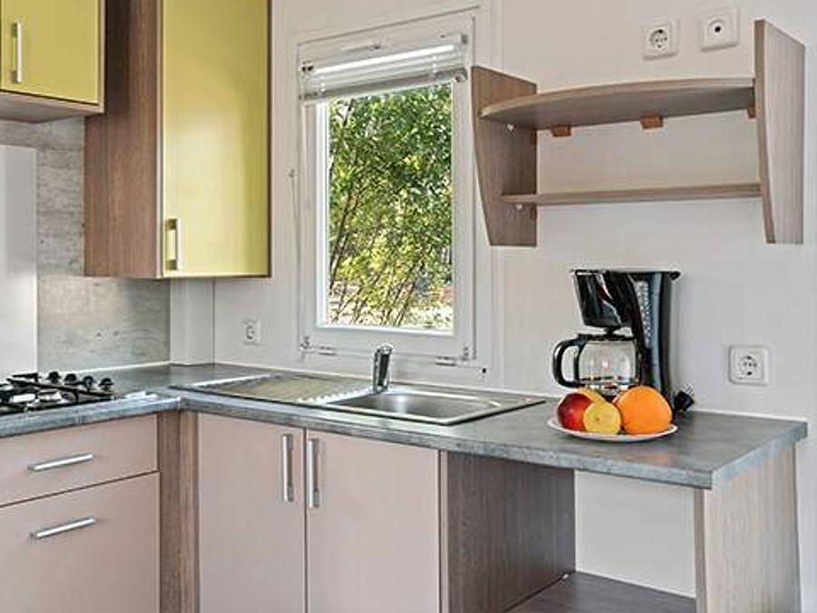 Camping Le Palace - Mobilhome 6 personnes - Mobil-home | Comfort | 3 Ch. | 6 Pers. | Terrasse simple in Soulac-sur-Mer, Région de Lesparre-Médoc