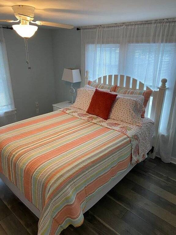 Vacation rental for 4 people, with yard and terrace, with pets in Port St. Joe