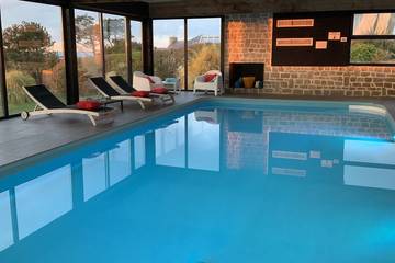 Gîte pour 4 personnes, avec jardin et piscine à Sibiril