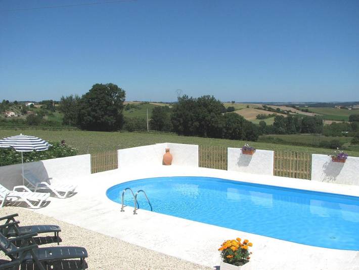Location de vacances pour 4 personnes, avec jardin ainsi que piscine et vue, animaux acceptés à Salles-Lavalette - 4