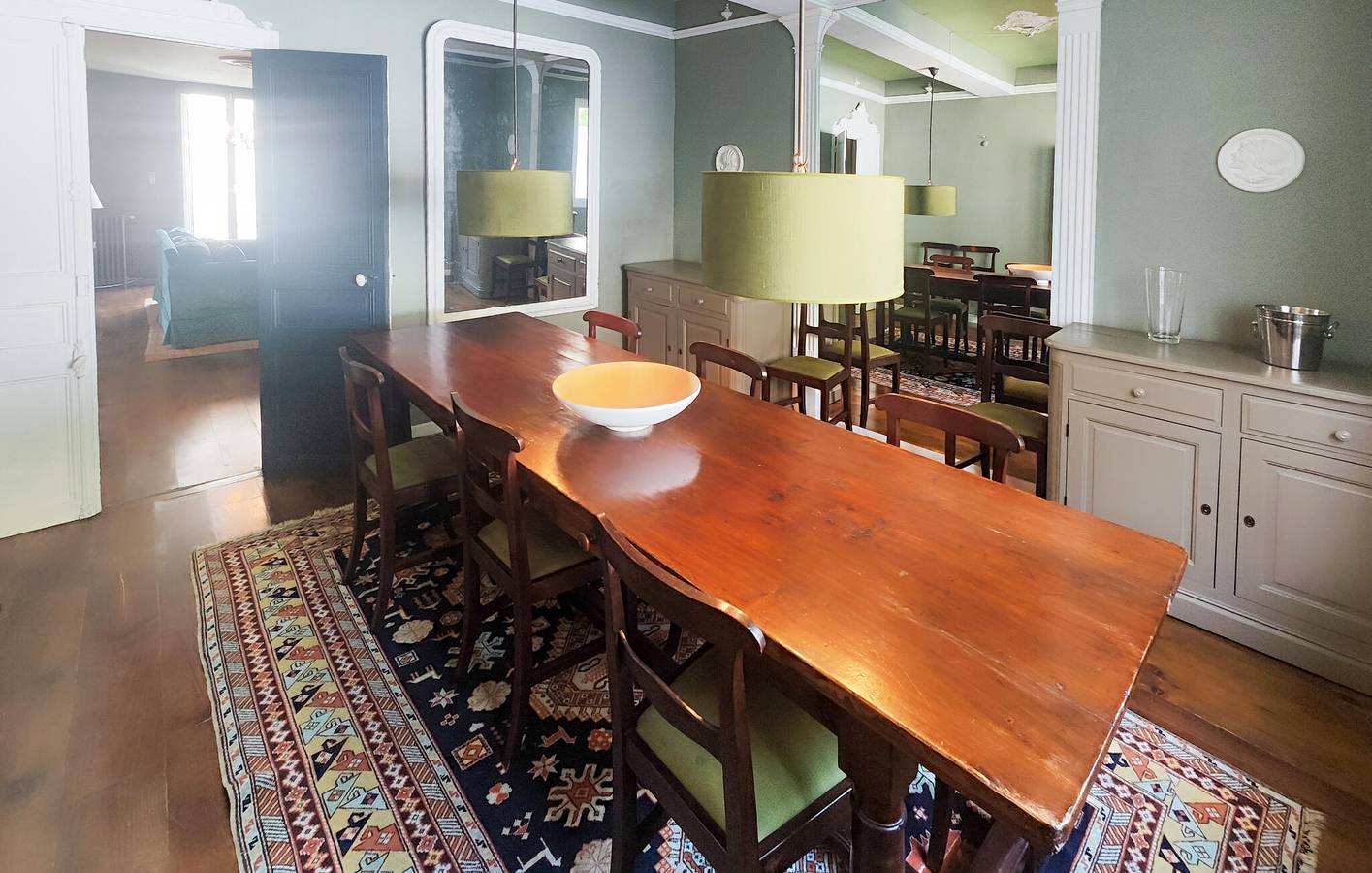 Acogedor Apartamento con Piscina a 2km del Centro de Puimisson in Pailhès, Region de Béziers