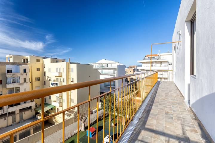Ganze Wohnung, Apartment 'Da Rita- Alghero' mit Balkon, Wlan und Klimaanlage in Pivarada, Alghero