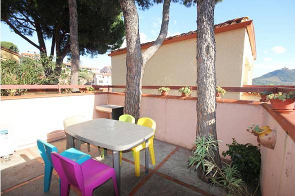 Gîte pour 4 personnes, avec terrasse et vue dans Gare De Collioure
