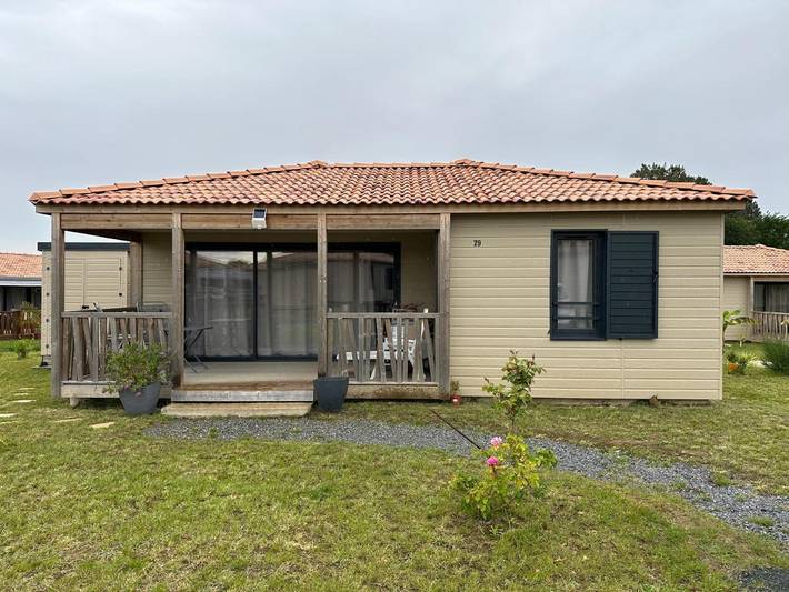 Parc de vacances pour 4 personnes, avec jardin ainsi que piscine et vue à Saubrigues - 3
