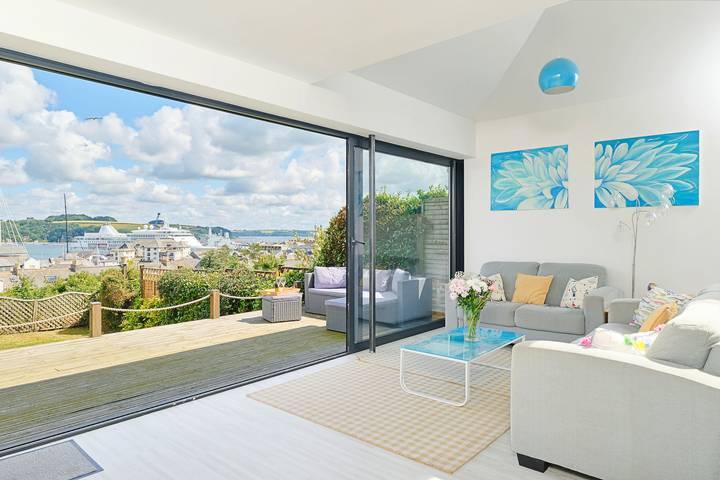 Holiday home for 9 people, with garden in Falmouth (Cornwall)