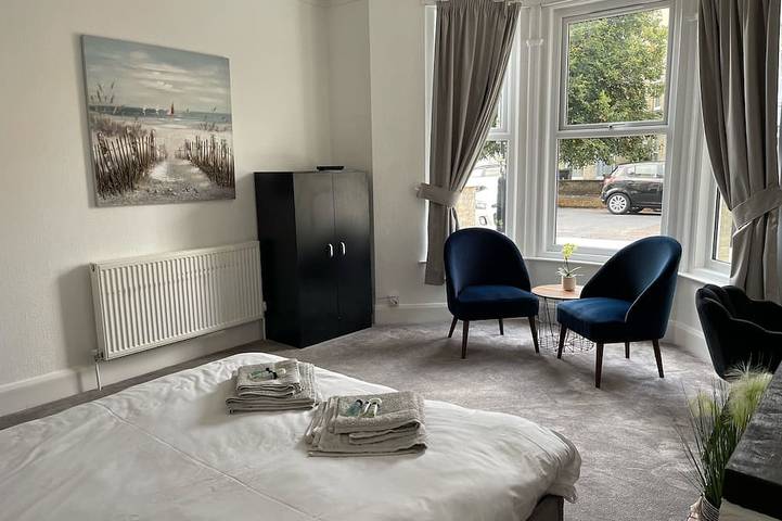 Lovely 2 Bedroom Flat in a heart of Eastbourne, East Sussex in Eastbourne, East Sussex