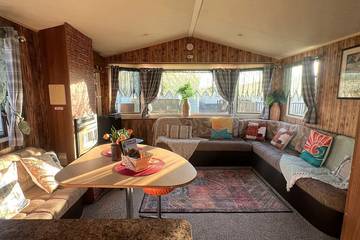 Static Caravan for 8 People in Morecambe, Lancashire, Photo 3