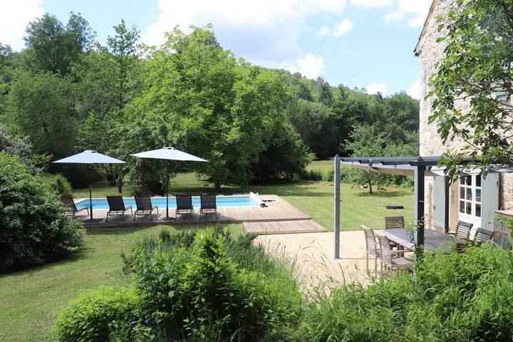 Location de vacances pour 6 personnes, avec jardin et piscine, animaux acceptés à Bélaye - 2