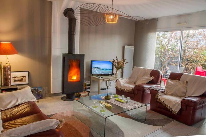 Location de vacances pour 8 personnes, avec jardin et terrasse dans Plage Langoz - 2