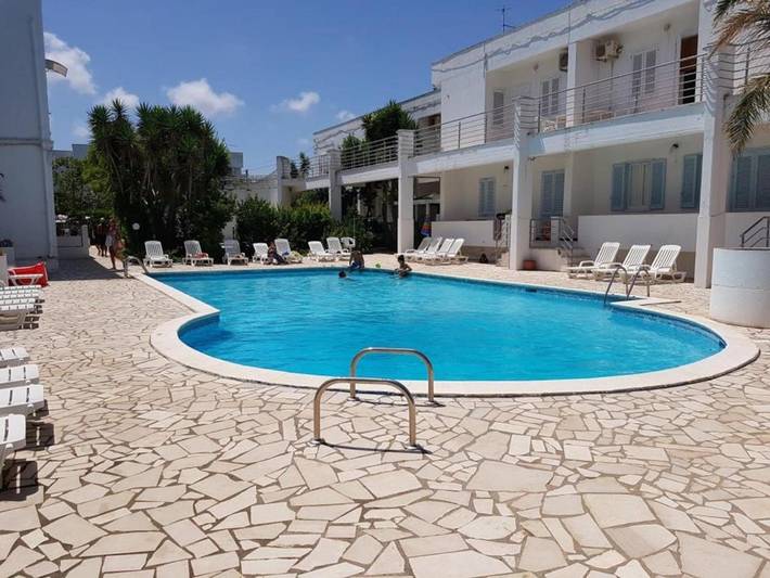 Appartamento per 4 persone, con Balcone e Giardino nonché Piscina e Panorama a Marina di Ostuni